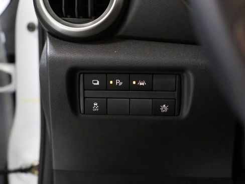 Certified 2025 Nissan Versa S w/ Trunk Package image 10