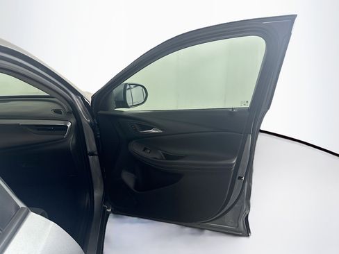 Used 2025 Buick Encore GX Preferred image 33