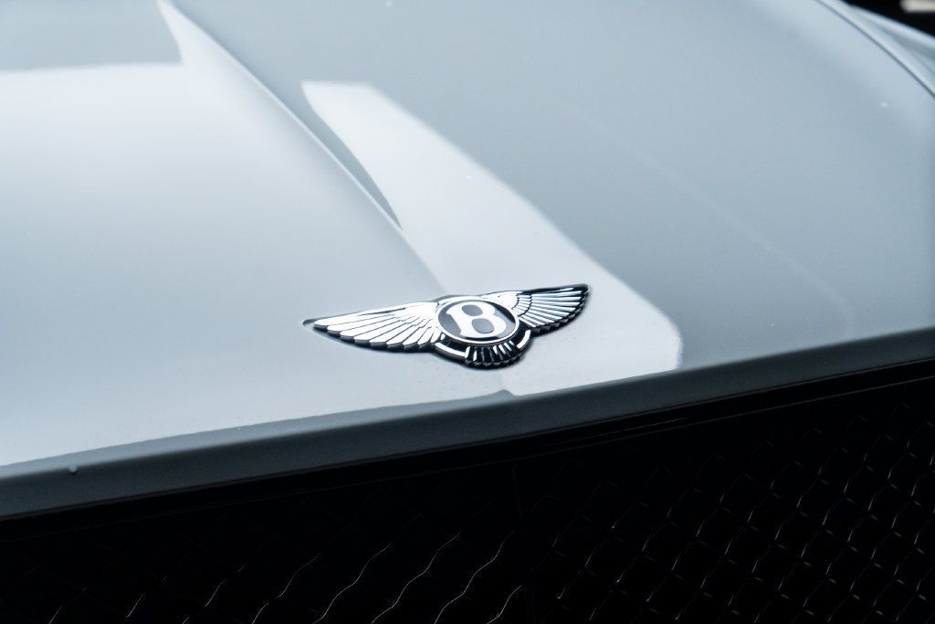 Used 2022 Bentley Bentayga AWD/4WD image 5