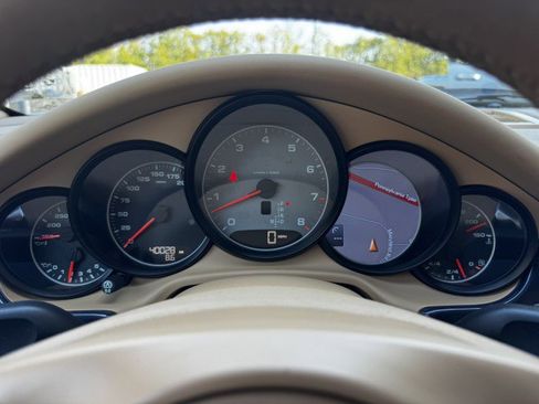 Used 2010 Porsche Panamera 4S image 19