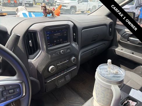 Used 2022 Chevrolet Silverado 1500 Custom w/ Safety Confidence Package image 11