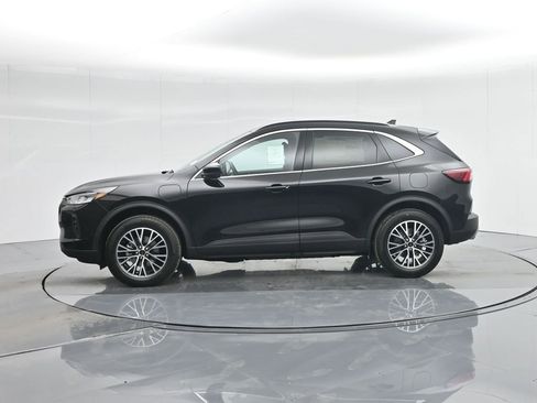 New 2025 Ford Escape SE image 26