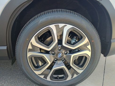 New 2026 Subaru Ascent Limited image 7