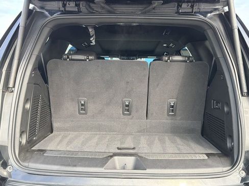 Used 2022 Chevrolet Tahoe RST w/ Sport Performance Package image 18