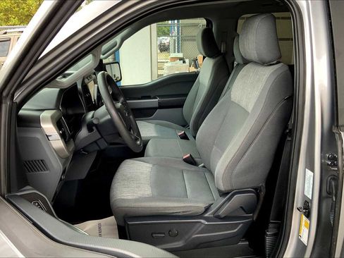 Used 2023 Ford F150 XLT image 13