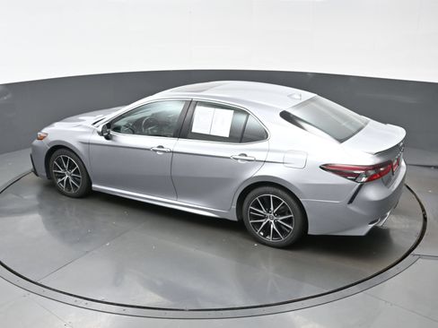 Used 2024 Toyota Camry SE FWD image 37