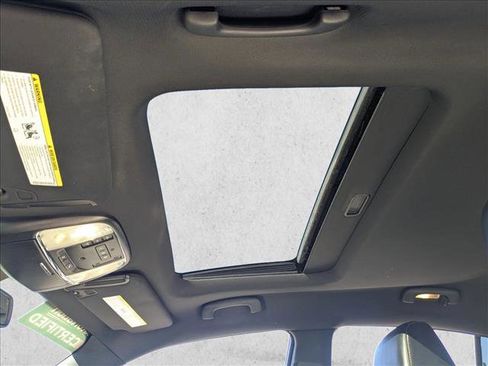 Used 2015 Dodge Charger R/T w/ Plus Group image 17