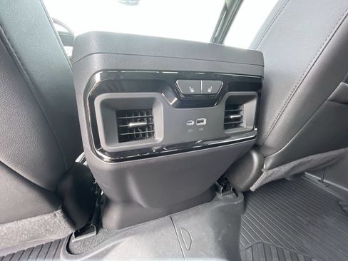 Certified 2024 GMC Sierra 1500 AT4 w/ Technology Package AWD/4WD image 22