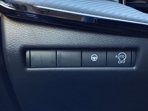 New 2026 Nissan Kicks SR FWD image 21
