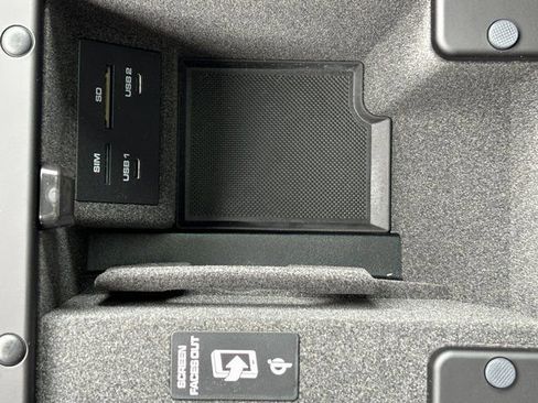 Certified 2026 Porsche Macan AWD/4WD image 22