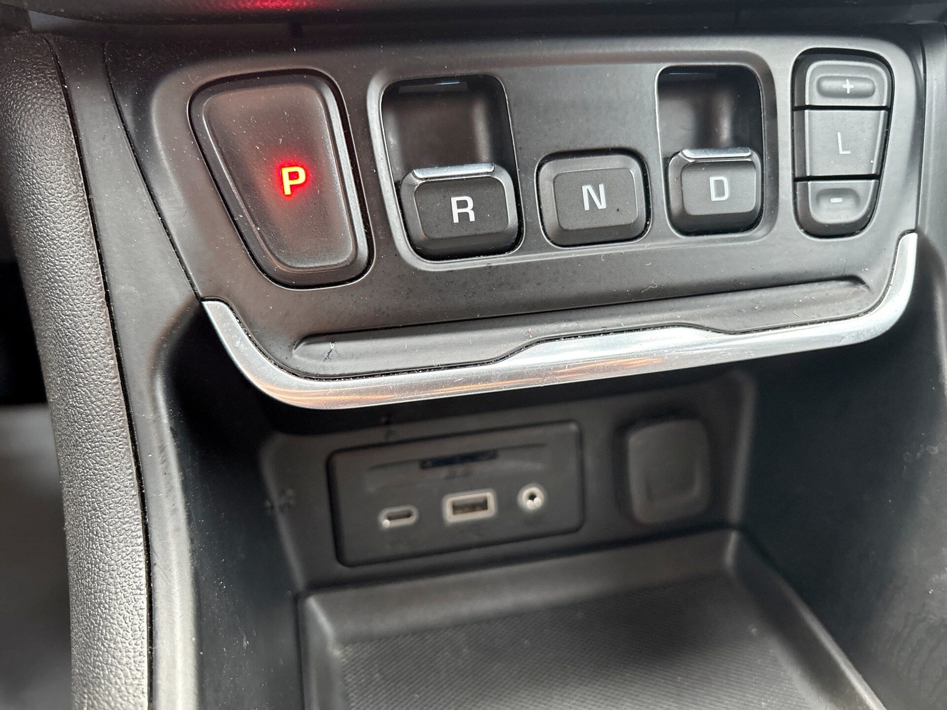Used 2020 GMC Terrain SLT w/ Preferred Package AWD/4WD image 27