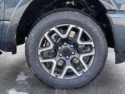 New 2026 RAM 1500 Laramie AWD/4WD image 11