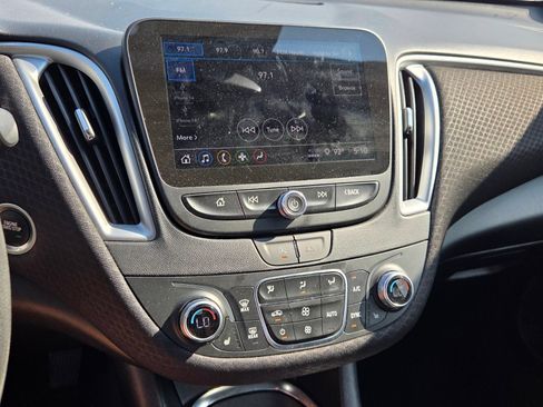 Used 2024 Chevrolet Malibu LT FWD image 20