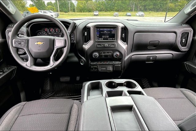 New 2026 Chevrolet Silverado 2500 Custom w/ Custom Value Package AWD/4WD image 5