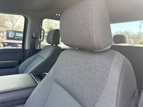 Used 2025 Ford F150 Lightning XLT image 23