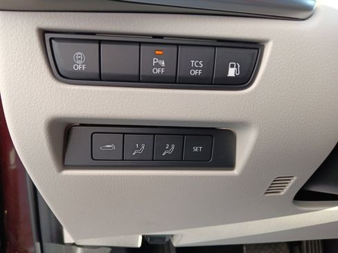 Certified 2025 MAZDA CX-90 Plug-In Hybrid w/ Premium Plus image 18