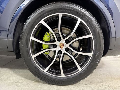 New 2026 Porsche Cayenne S image 14