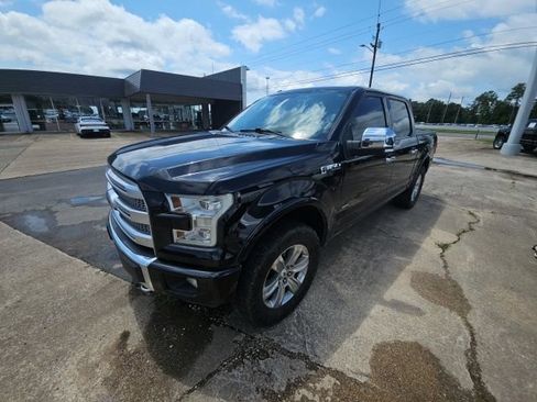Used 2015 Ford F150 Platinum w/ Equipment Group 701A Luxury AWD/4WD image 2