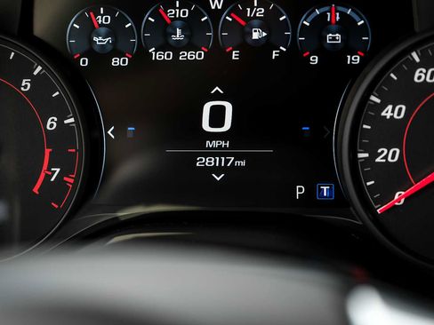 Used 2021 Chevrolet Camaro SS RWD image 16