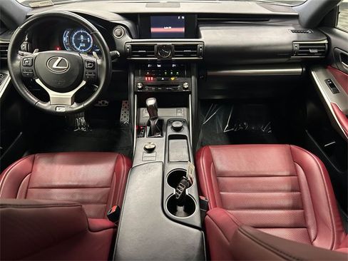 Used 2018 Lexus IS 300 image 14