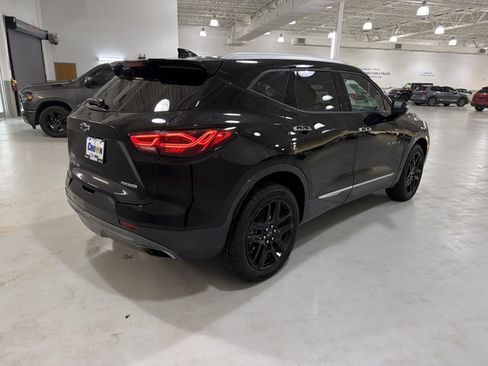 Used 2023 Chevrolet Blazer Premier w/ Driver Confidence II Package AWD/4WD image 9
