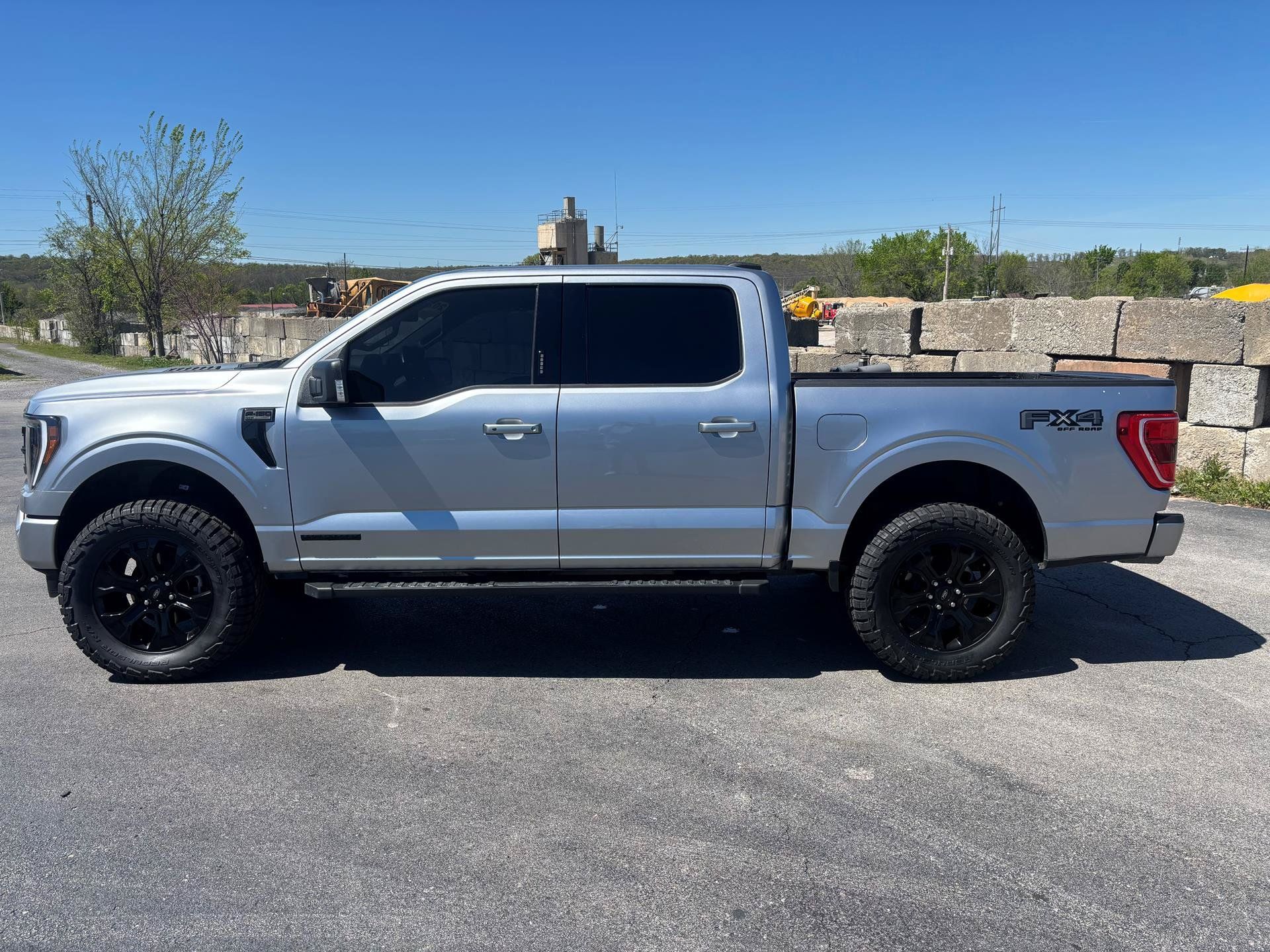 Used 2023 Ford F150 XLT w/ Equipment Group 302A High AWD/4WD image 4
