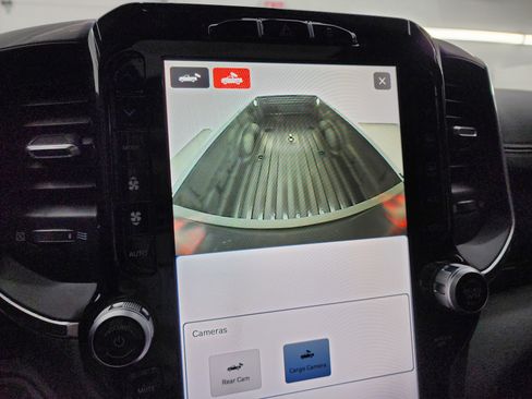 Used 2023 RAM 3500 Laramie w/ Night Edition image 17