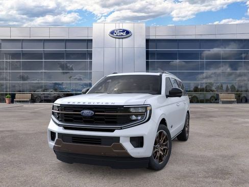 New 2026 Ford Expedition King Ranch AWD/4WD image 2