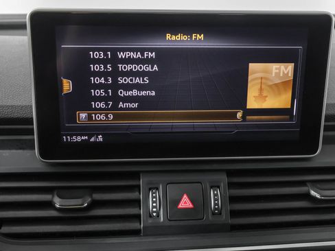 Used 2018 Audi Q5 Prestige w/ Prestige Package image 34