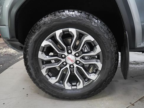 Used 2024 GMC Canyon Denali AWD/4WD image 31