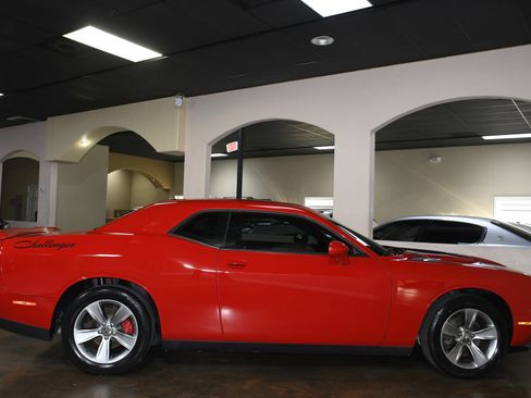 Used 2020 Dodge Challenger SXT image 52