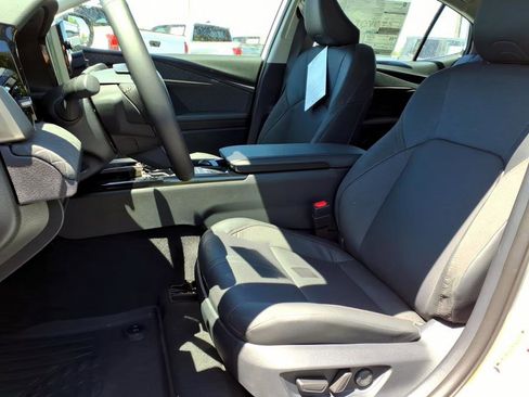 New 2026 Toyota Camry XLE FWD image 8