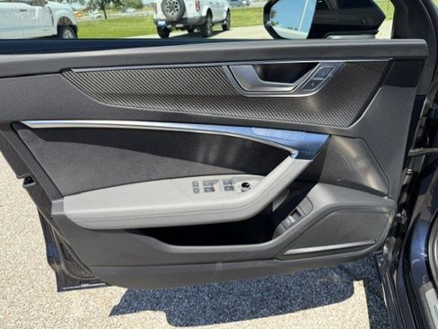 Used 2025 Audi S6 Premium Plus w/ Premium Plus Package AWD/4WD image 11