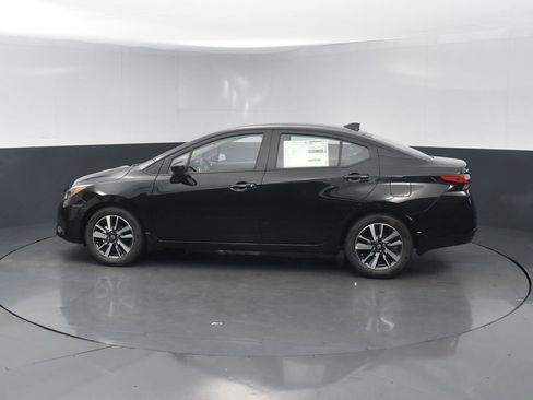 New 2025 Nissan Versa SV w/ Trunk Package image 3