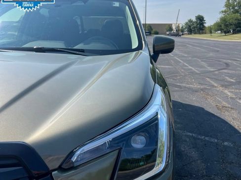 Used 2023 Subaru Forester Premium AWD/4WD image 13
