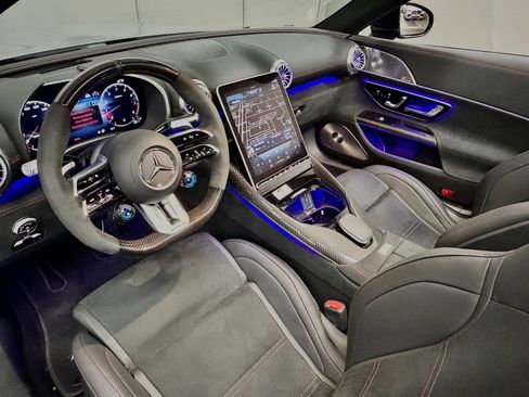Used 2024 Mercedes-Benz SL 63 AMG 4MATIC image 27