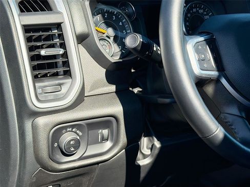 Used 2022 RAM 1500 Big Horn image 10