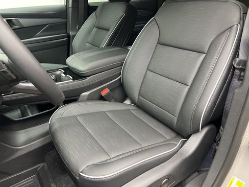 New 2026 Buick Enclave Sport Touring FWD image 9