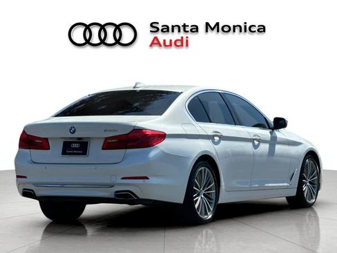 Used 2018 BMW 540i RWD image 2