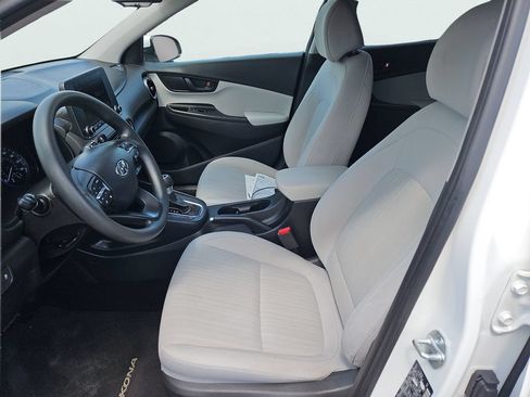 Used 2023 Hyundai Kona SEL AWD/4WD image 30