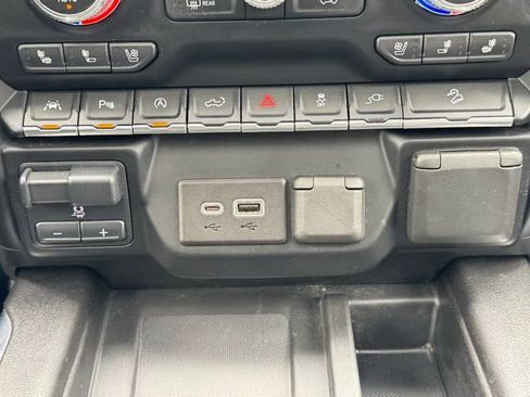 Used 2021 GMC Sierra 1500 AT4 w/ AT4 Premium Package AWD/4WD image 16