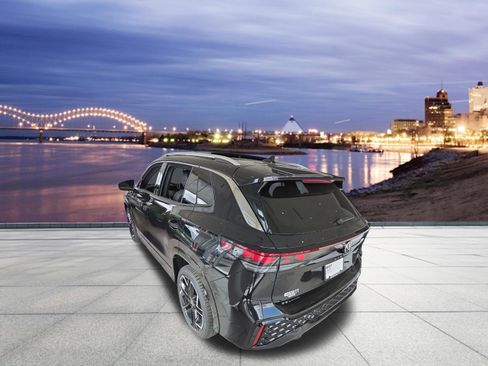 New 2026 Volkswagen Tiguan SEL R-Line image 2