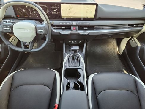 New 2025 Kia K4 GT-Line image 20