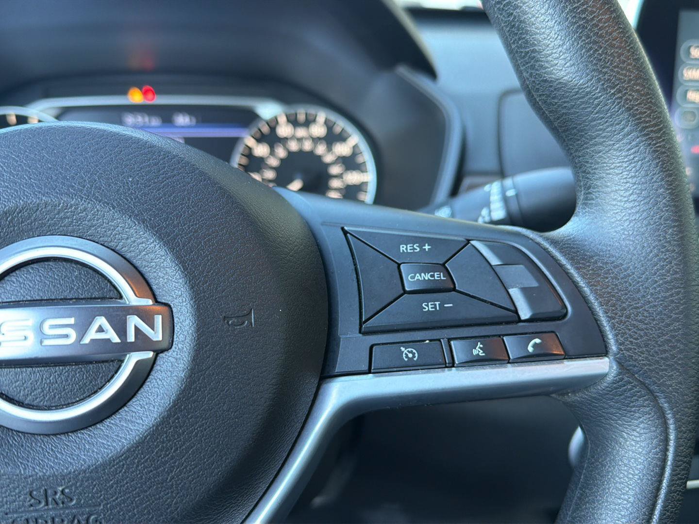 Used 2025 Nissan Altima 2.5 SV FWD image 22