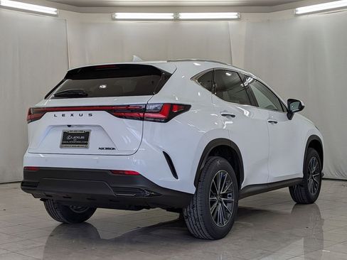New 2026 Lexus NX 350h FWD image 11
