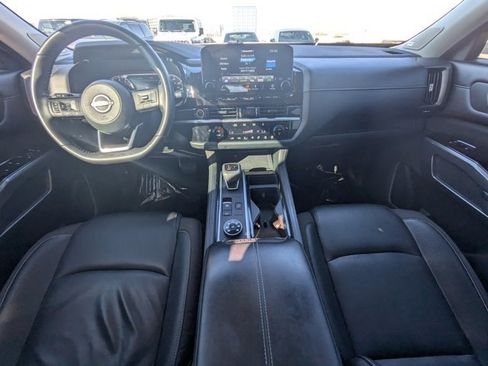 Used 2023 Nissan Pathfinder SL w/ SL Premium Package image 13
