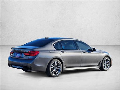 Used 2019 BMW 750i xDrive 750i xDrive w/ Executive Package image 4