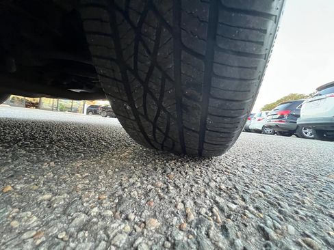 Used 2013 INFINITI G37 x Sedan w/ Premium Pkg image 16