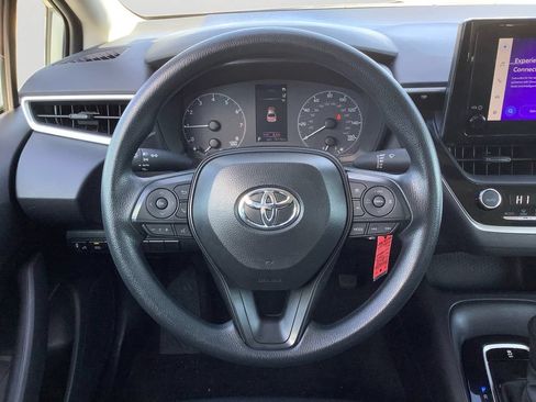 Used 2025 Toyota Corolla LE FWD image 15