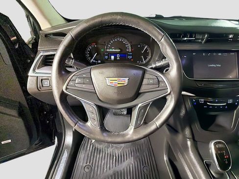 Used 2018 Cadillac XT5 Premium Luxury AWD/4WD image 11